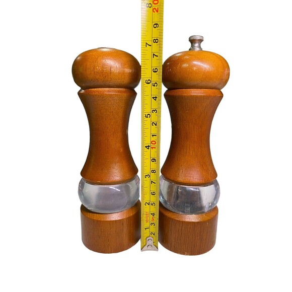 Olde Thompson Pepper Mill & Salt Shaker Dover Walnut - Since 1944, 7.5" - Picture 6 of 10